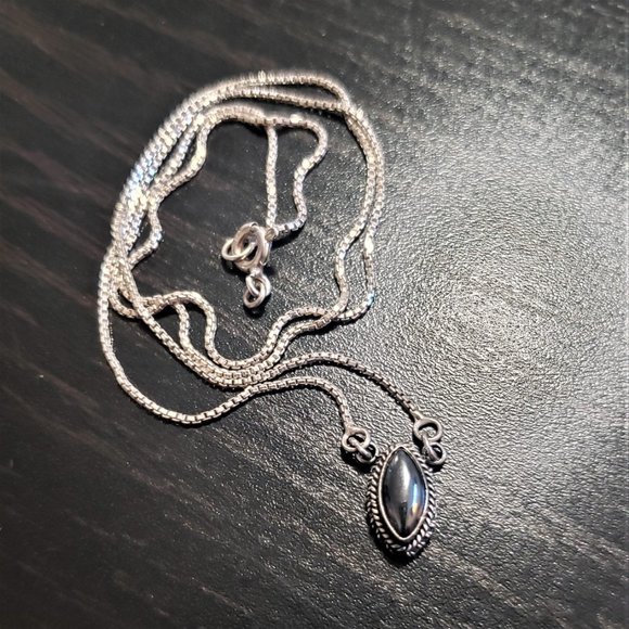 Vintage 925 silver necklace with a cabochon pendant in hematite and 925 silver. - Picture 3 of 6